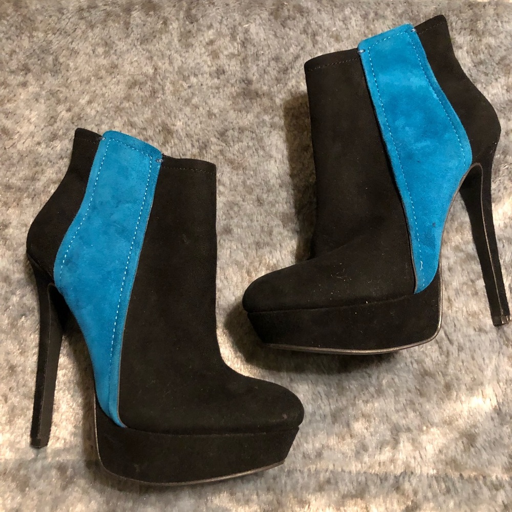 Jessica Simpson heels